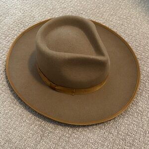 Gigi Pip Hat